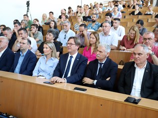 IMG_7574.JPG